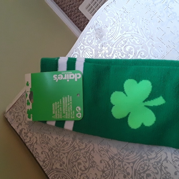 💕CUTE💕New ST. PADDYS long green socks - Picture 2 of 8